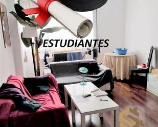 Bedroom of Flat to rent in Bilbao   with Heating