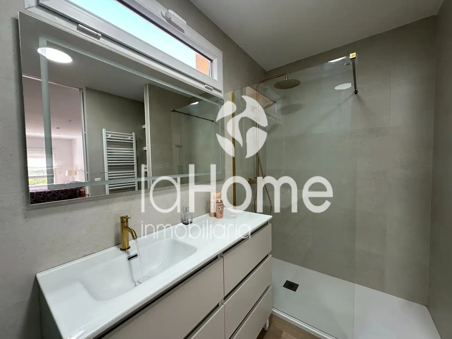 Baño de Casa o chalet en venta en Paterna con Aire acondicionado, Calefacción y Jardín privado