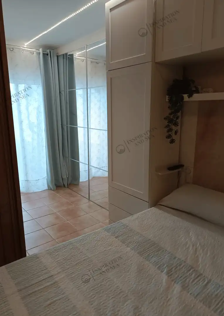 Habitación de Piso de alquiler en Santa Eulària des Riu con Aire acondicionado, Terraza y Amueblado