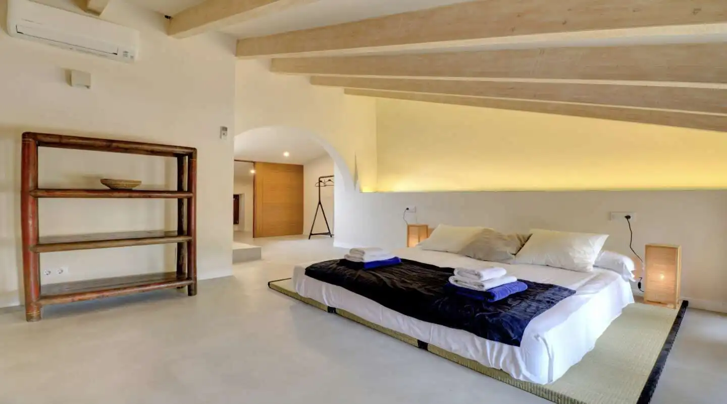 Dormitori de Casa o xalet en venda en Pollença amb Aire condicionat i Moblat
