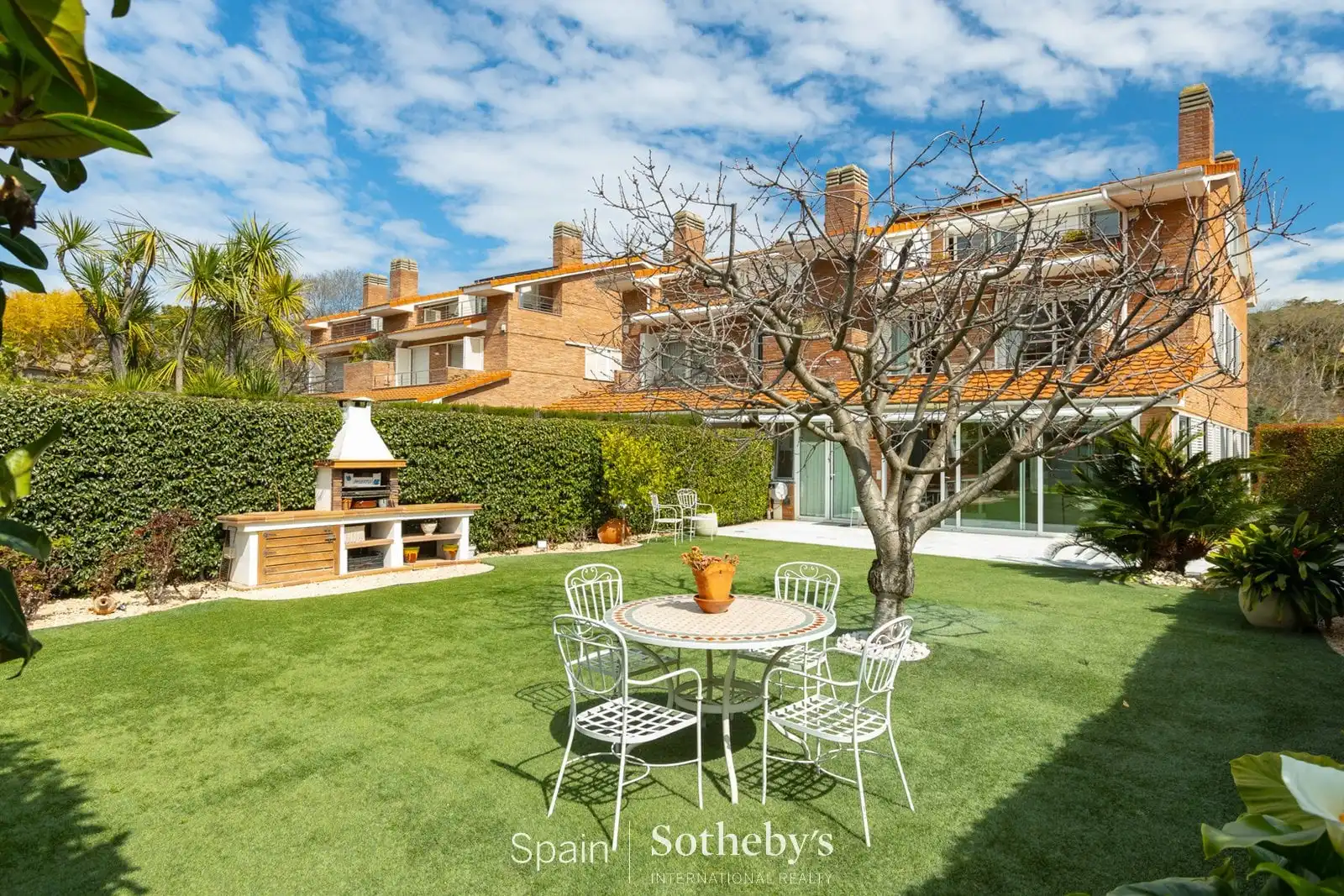 Terraza de Casa o chalet en venta en Alella con Aire acondicionado, Calefacción y Jardín privado