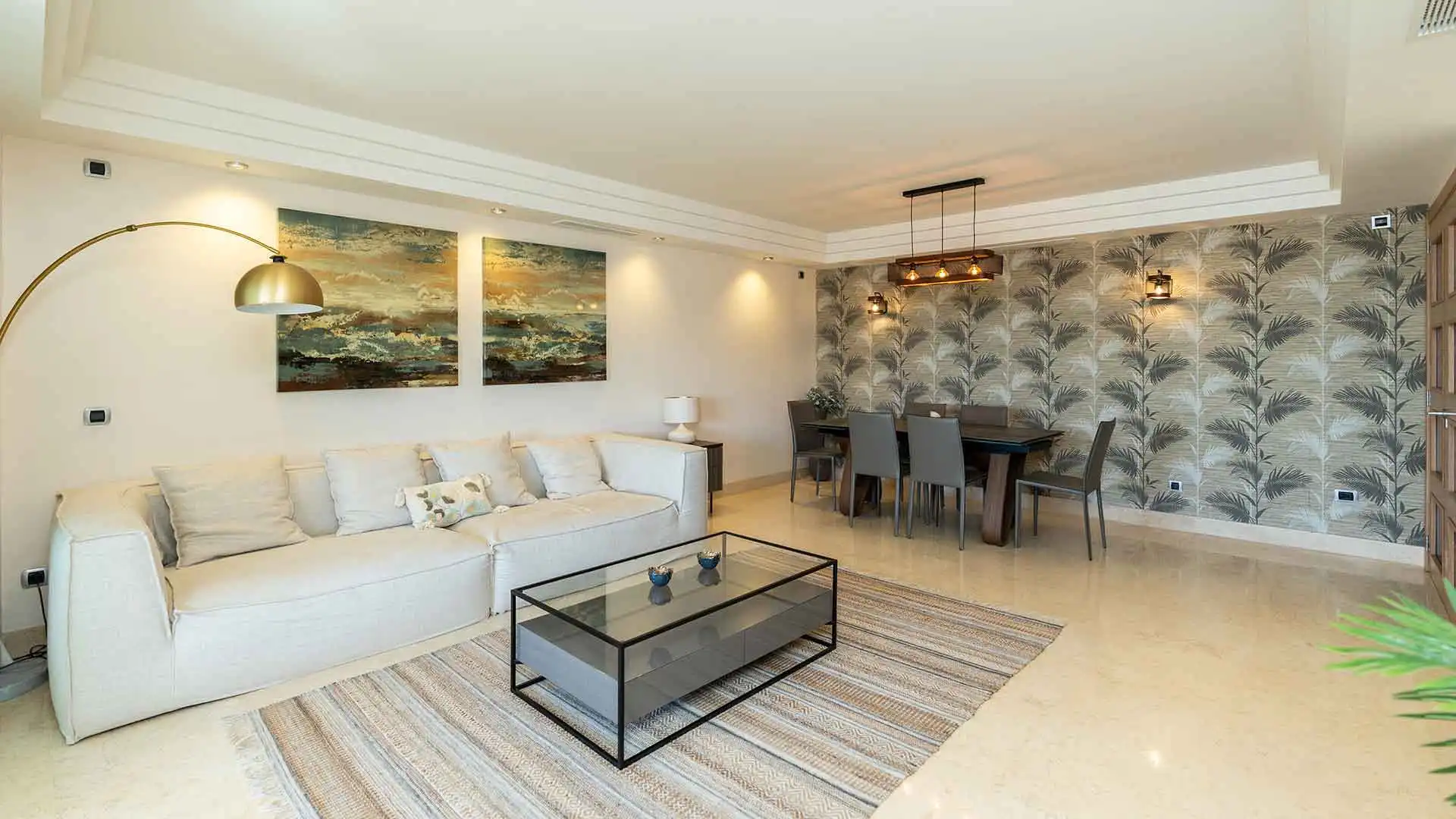 Sala de estar de Apartamento en venta en Marbella con Aire acondicionado, Terraza y Trastero