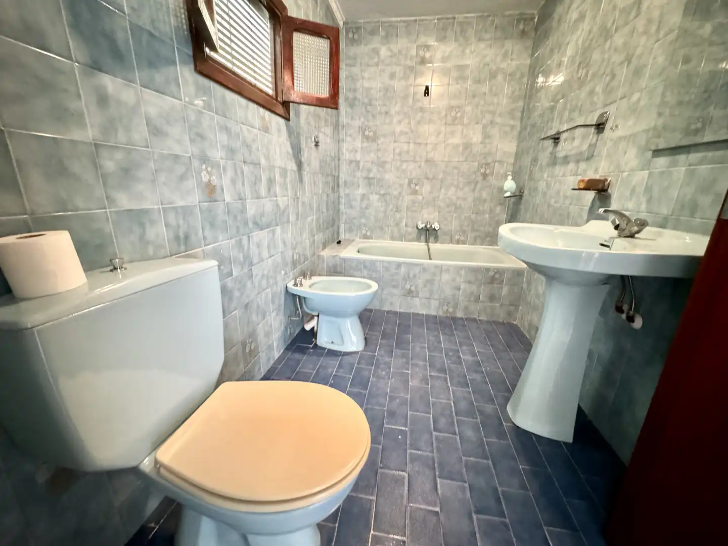 Badezimmer von Gebäude zum Verkauf in Válor