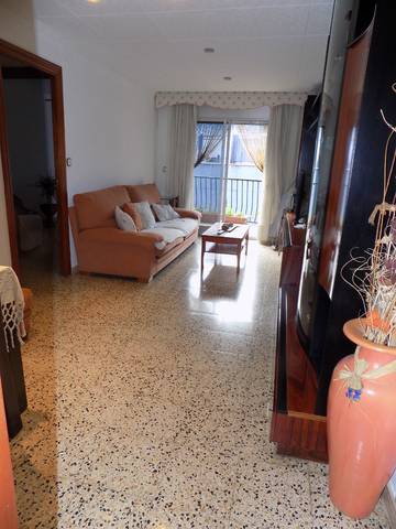 Piso en Venta en Carrer de Ruperto Chapí en Lloreda