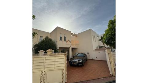 Foto 2 de Casa o xalet en venda a Calle Serrezuela, Añoreta Golf - Paraíso del Sol, Rincón de la Victoria