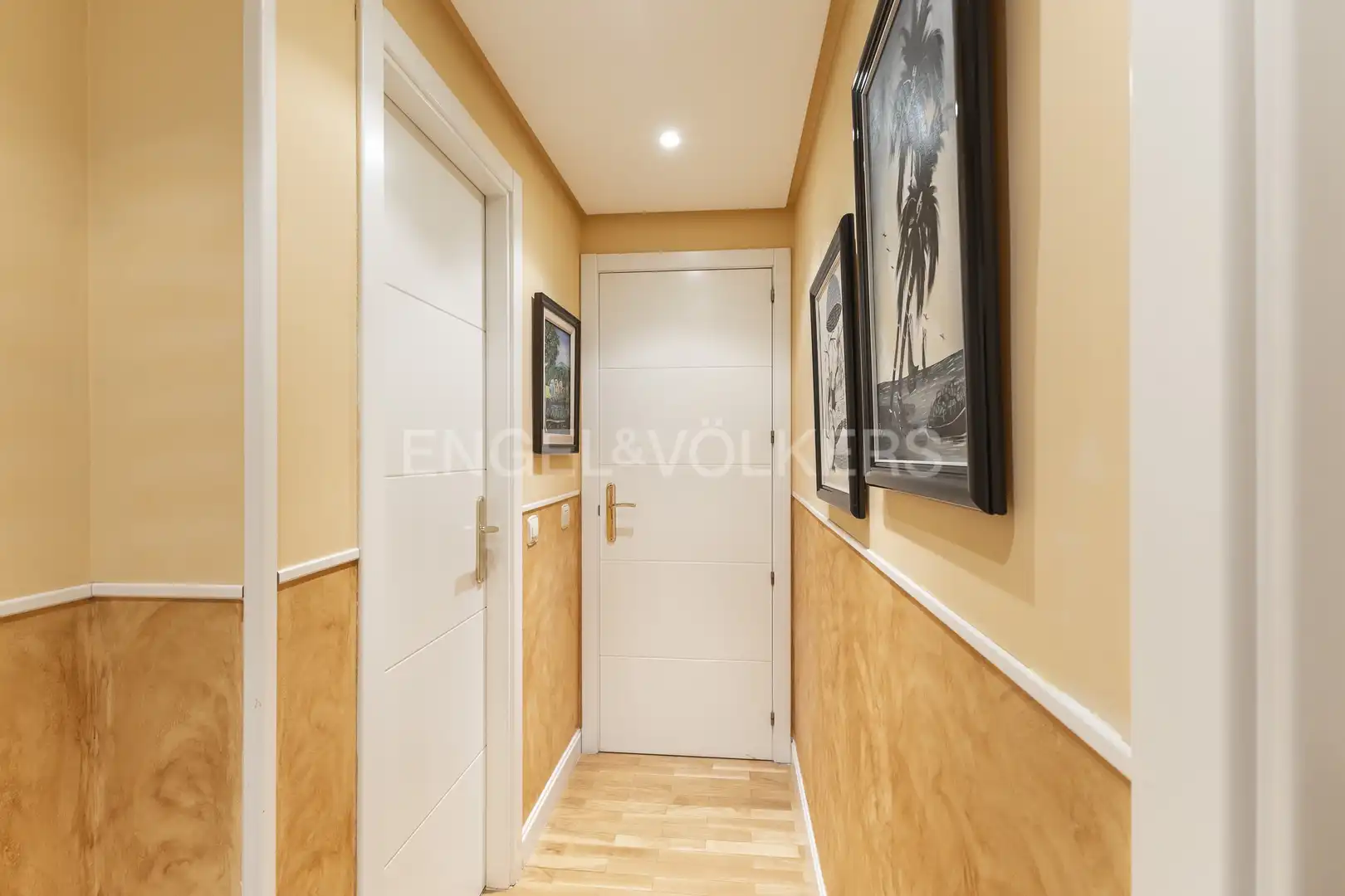 Maisonette zur Miete in La Moraleja mit Klimaanlage, Heizung und Privatgarten