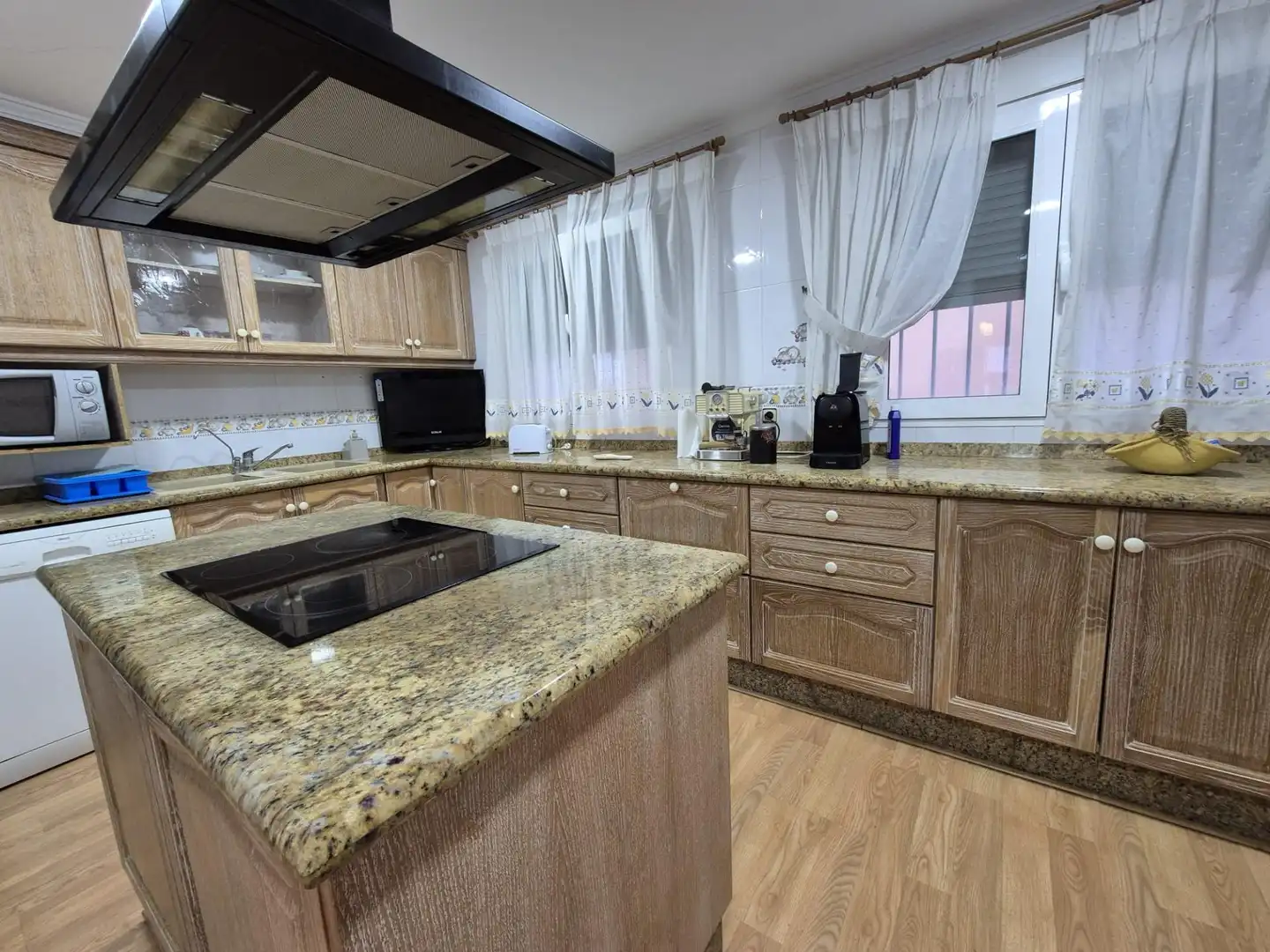 Kitchen of Detached homes for sale in Oliva  with Air Conditioner, Heating and Private garden