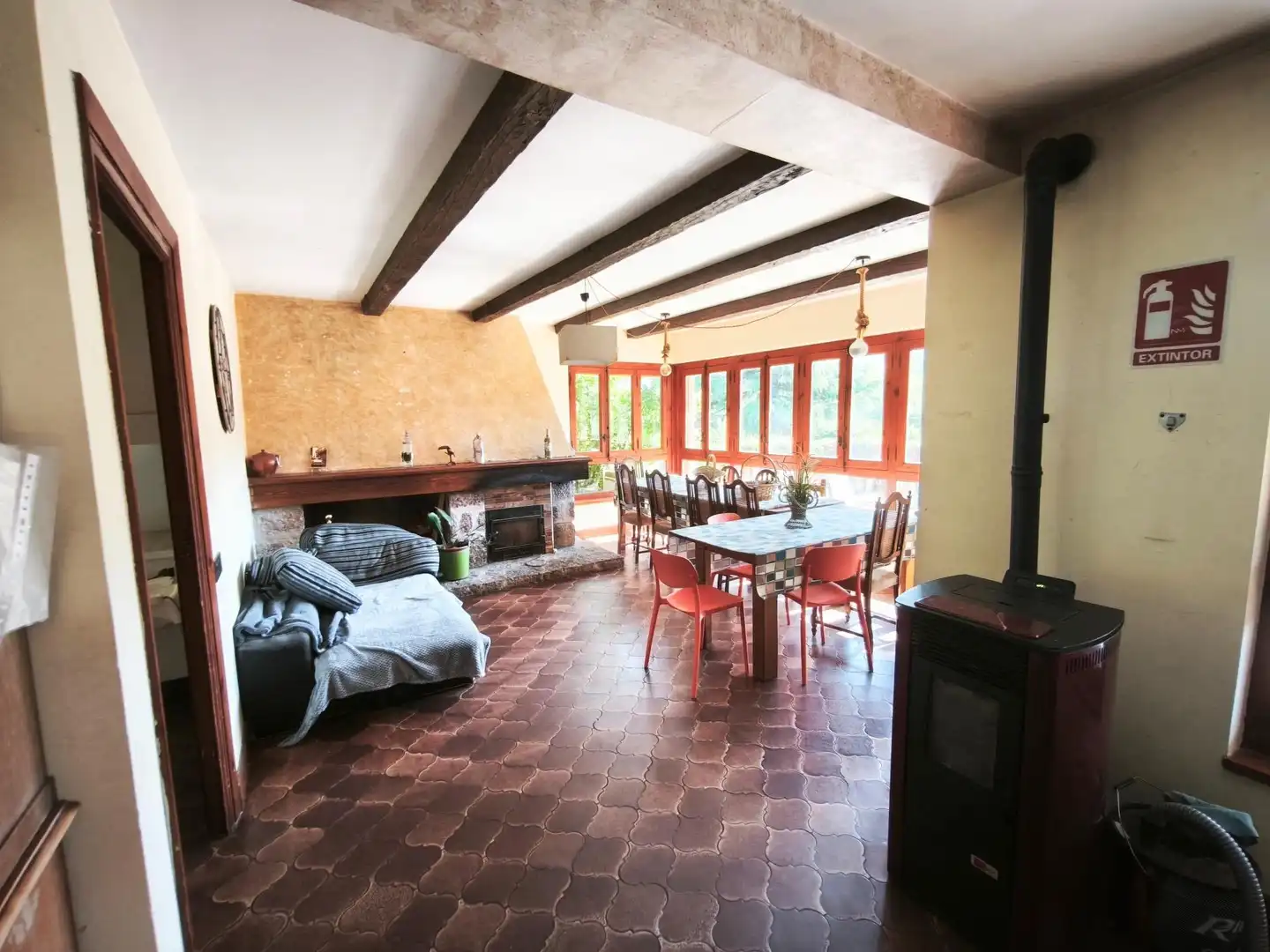 Comedor de Casa o chalet en venta en San Andrés del Rabanedo con Calefacción, Terraza y Piscina