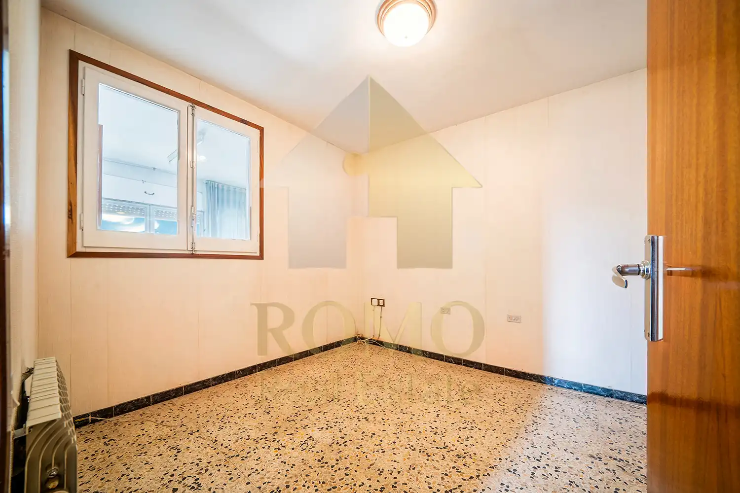 Bedroom of Houses for sale in Santa Perpètua de Mogoda  with Terrace, Storage room and Balcony
