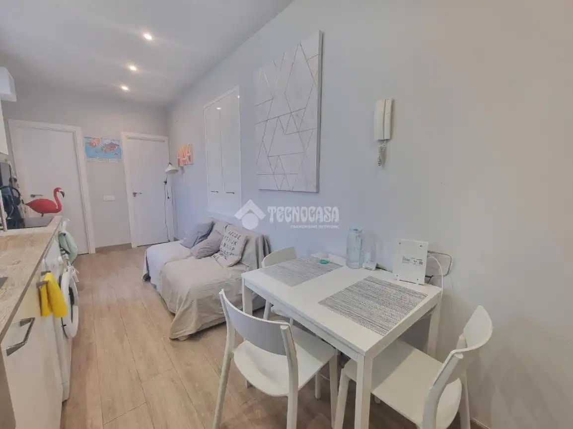 Habitación de Piso en venta en Madrid con Aire acondicionado