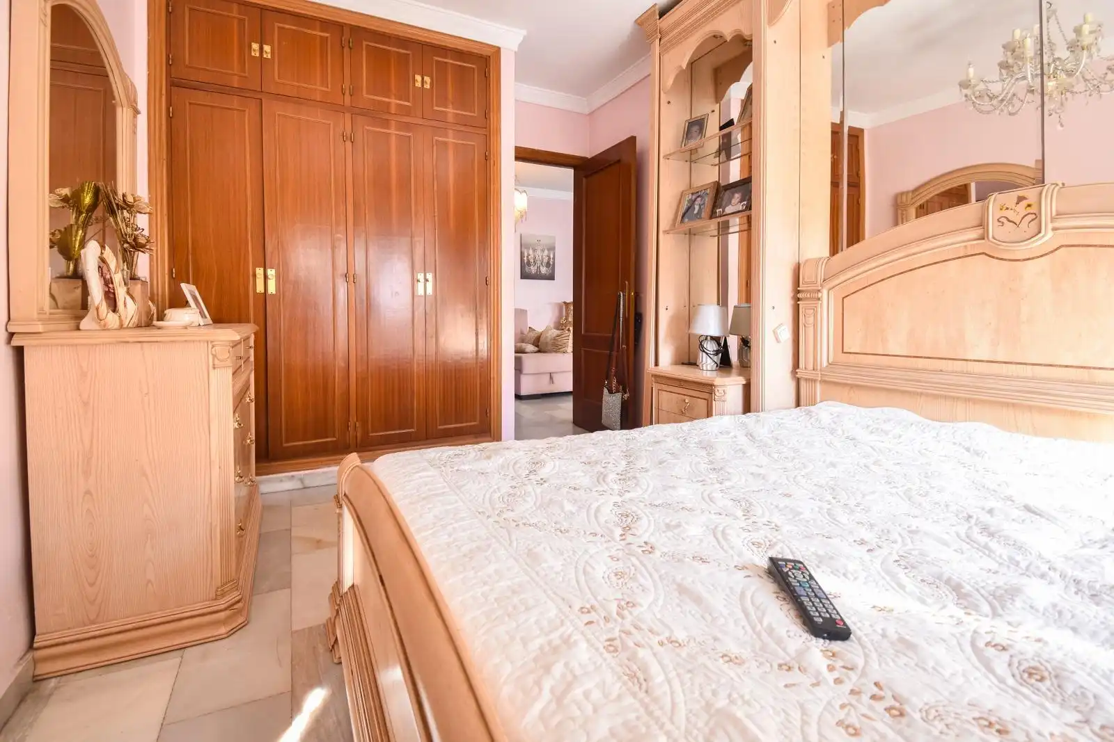 Habitación de Edificio en venta en Mijas