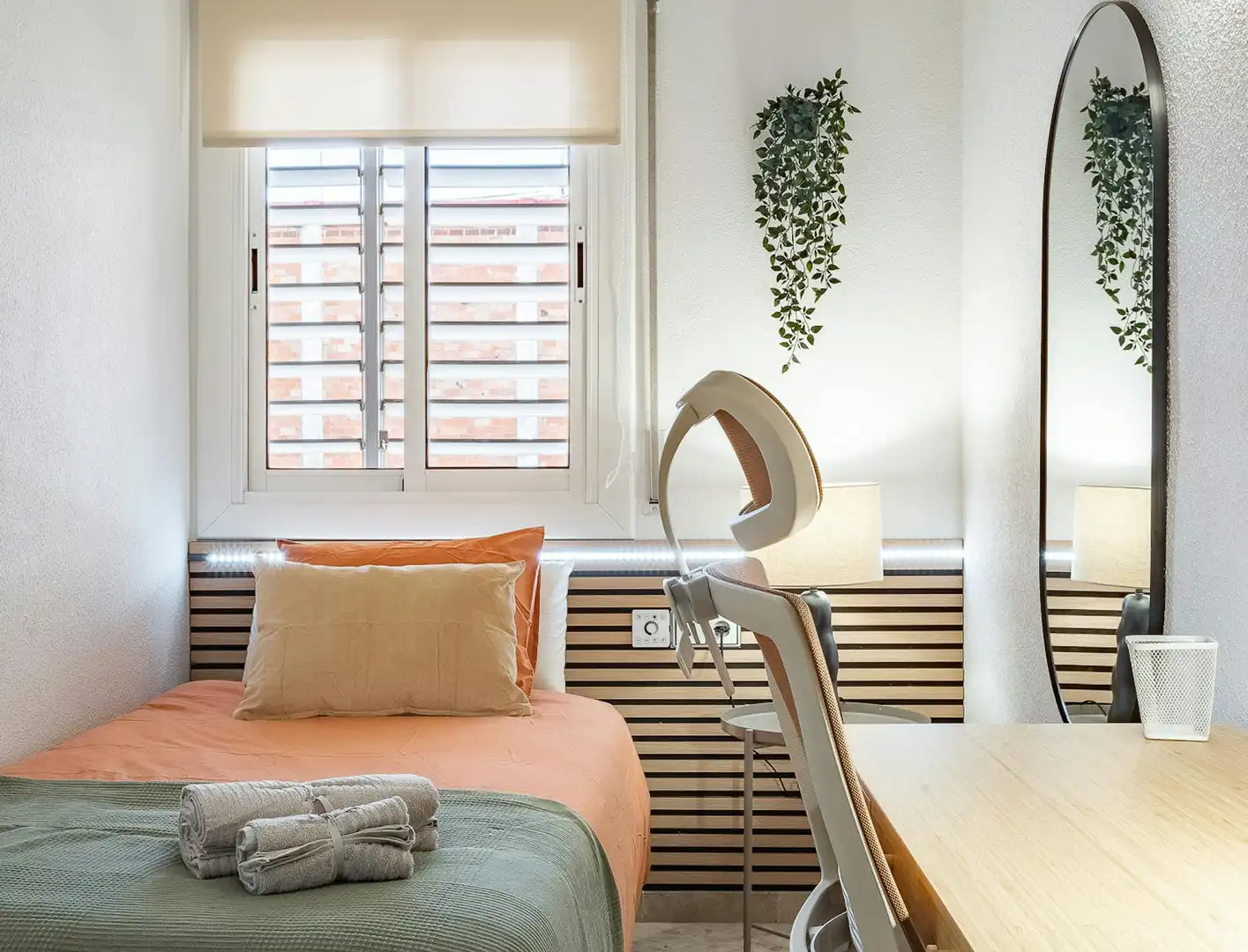 Bedroom of Flat for share in L'Hospitalet de Llobregat  with Heating, Furnished and Washing machine