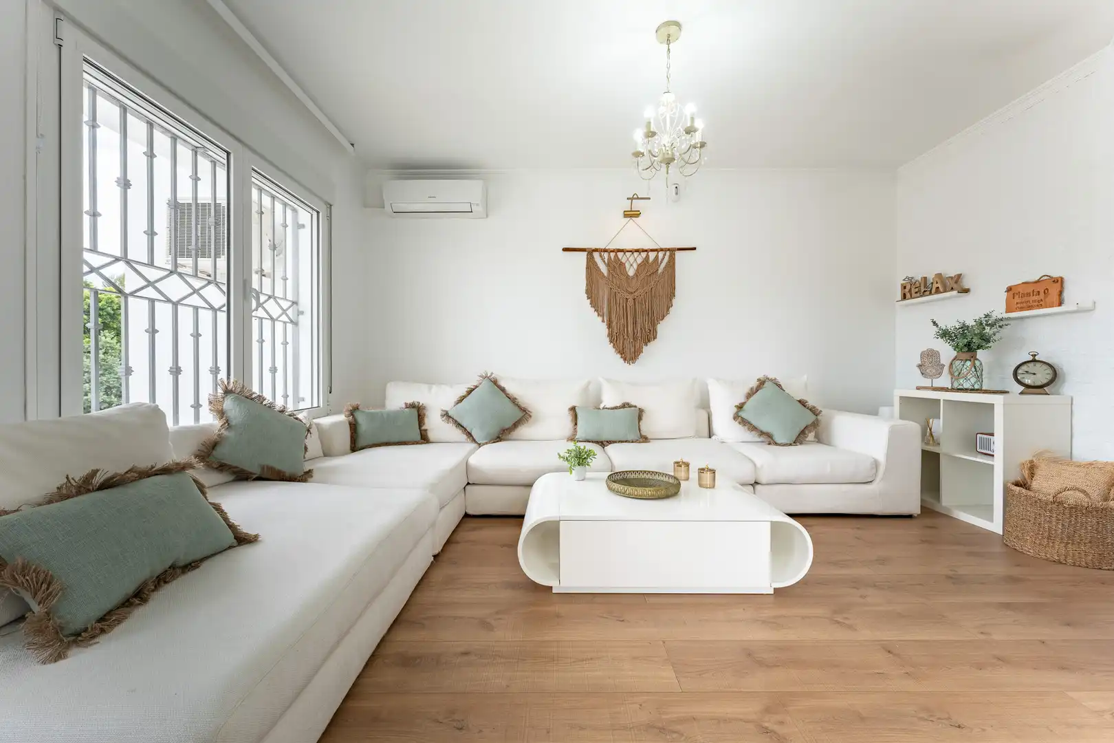 Living room of Houses for rent in Fuengirola  with Air Conditioner, Terrace and Swimming Pool