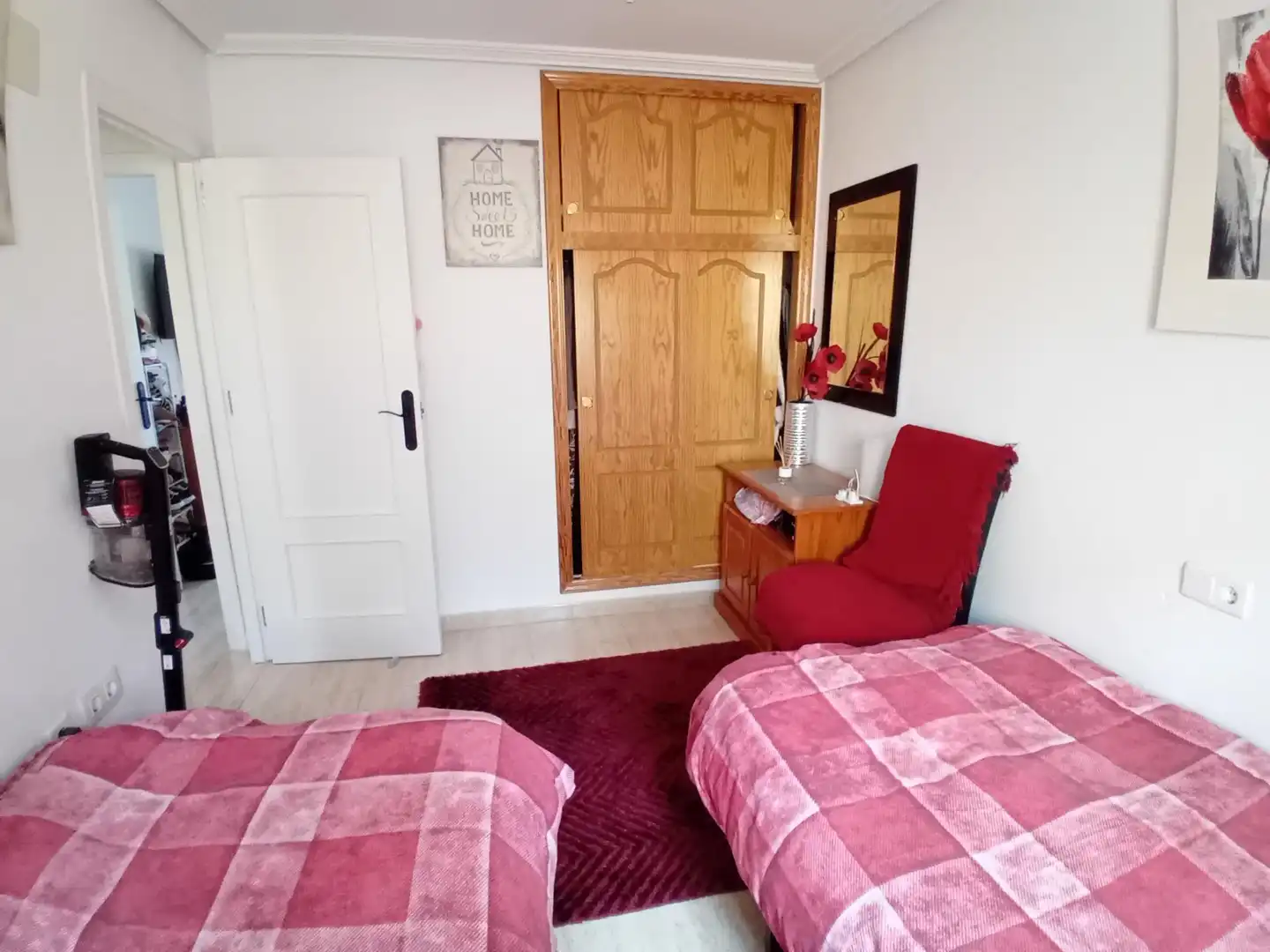 Habitación de Casa adosada en venta en Mazarrón con Aire acondicionado, Trastero y Amueblado