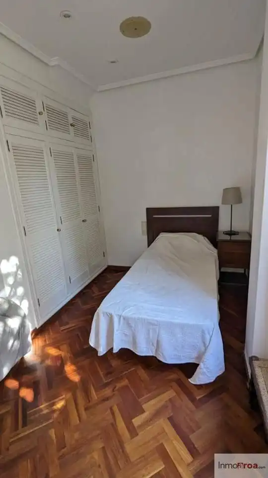 Schlafzimmer von Haus oder Chalet zur Miete in Riba-roja de Túria mit Klimaanlage, Heizung und Privatgarten