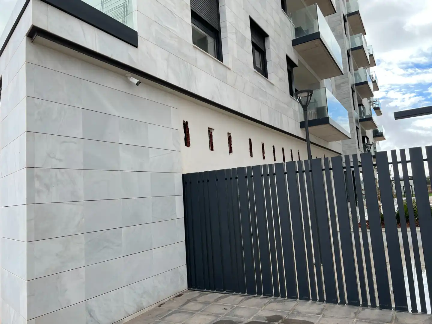 Vista exterior de Ático en venta en Alcázar de San Juan con Aire acondicionado, Calefacción y Terraza