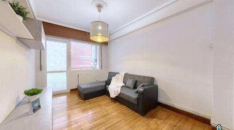 Foto 2 de Piso en venta en Zurbaranbarri Auzoa, Zurbaran, Bilbao
