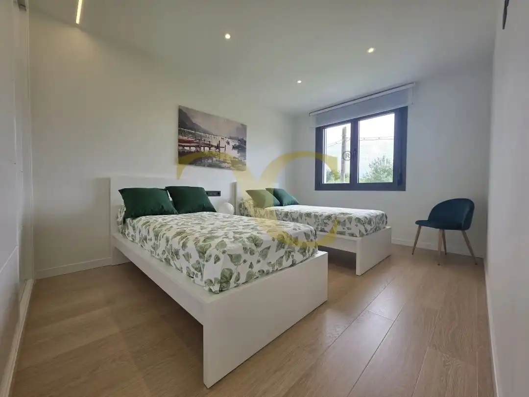 Habitación de Casa o chalet en venta en Llanes con Calefacción, Jardín privado y Terraza