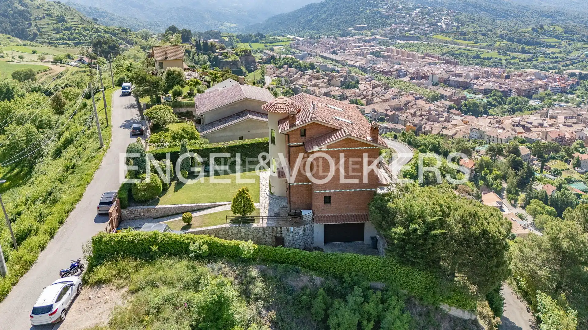 Vista exterior de Casa o chalet en venta en Berga con Calefacción, Jardín privado y Terraza