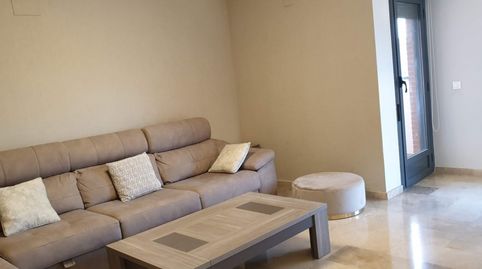 Foto 3 de Piso de alquiler en Paus - Poligono San Blas, Alicante / Alacant