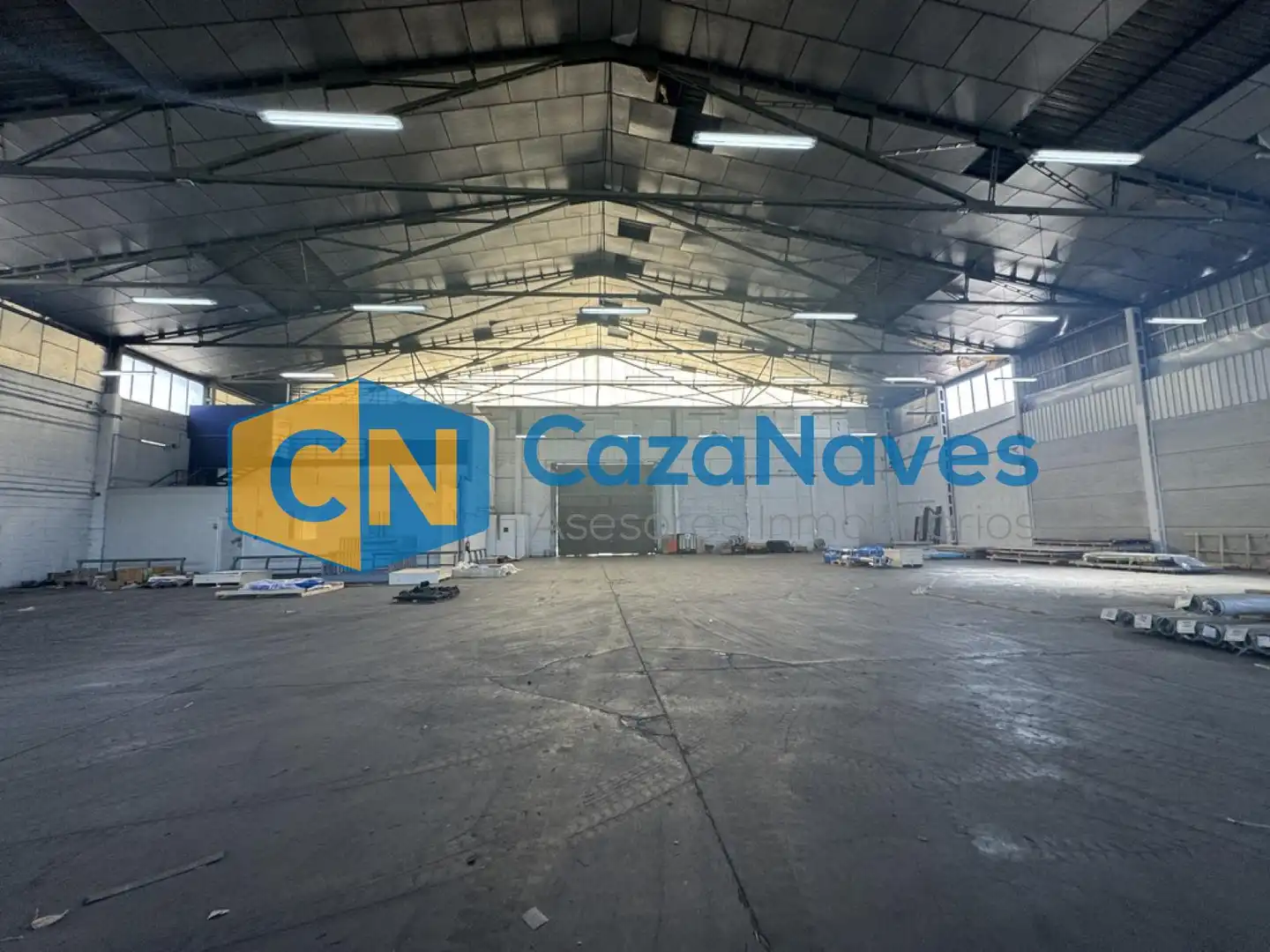 Nave industrial en alquiler en Reyes Católicos, imagen 3