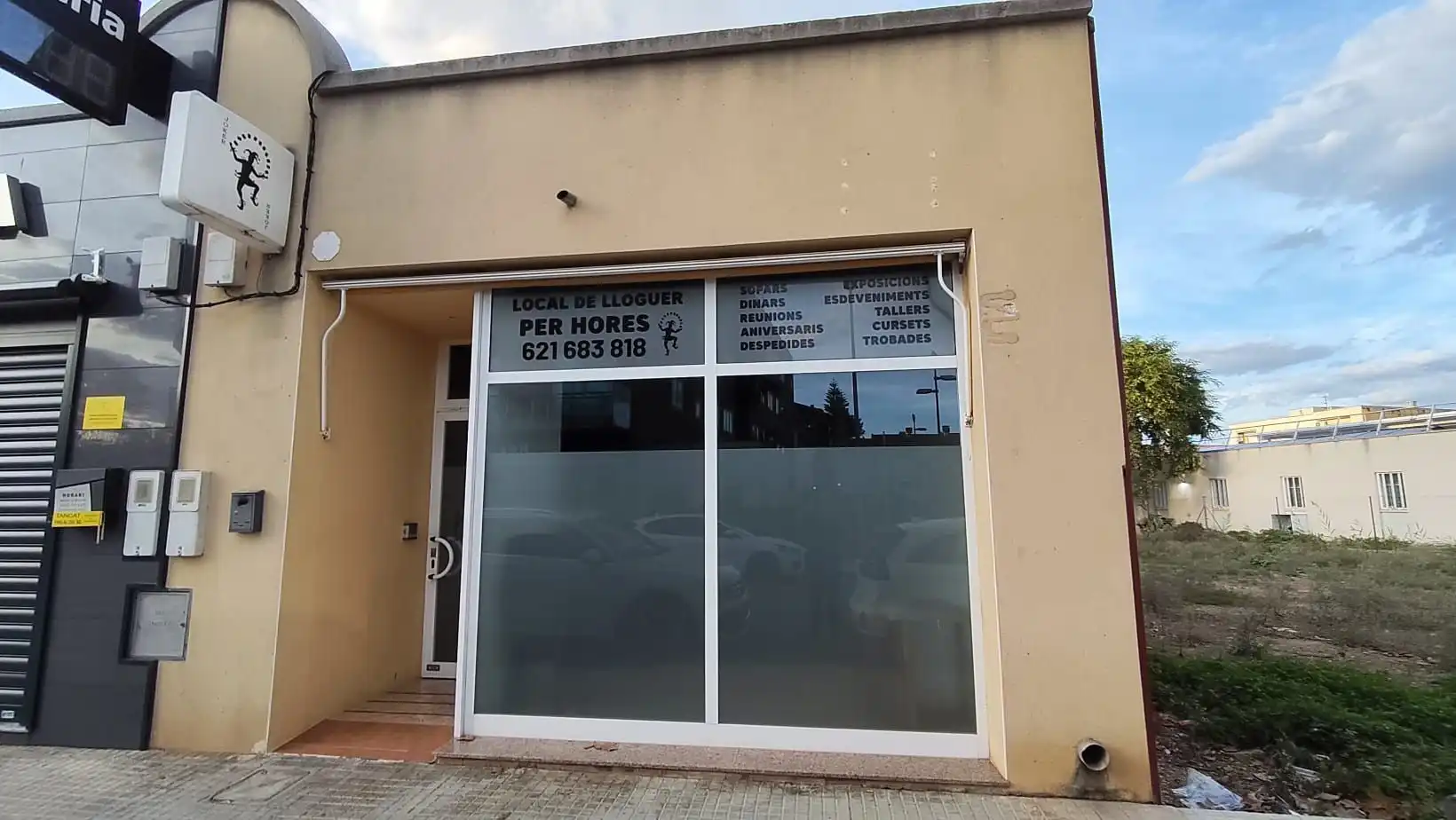 Local en venda a Esportiva, Deltebre