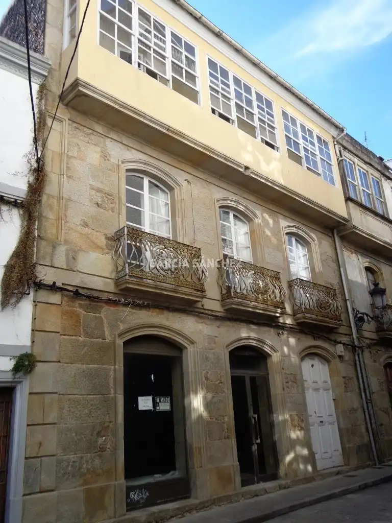 Vista exterior de Casa adosada en venda en A Pobra do Caramiñal amb Balcó