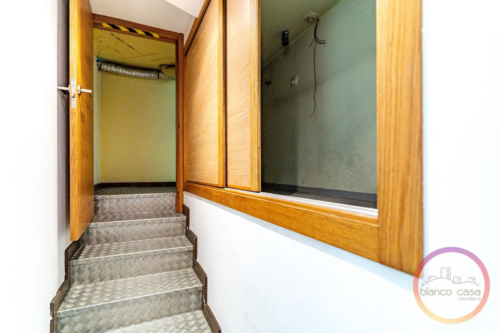 Local comercial en venda a Carballo, imagen 7