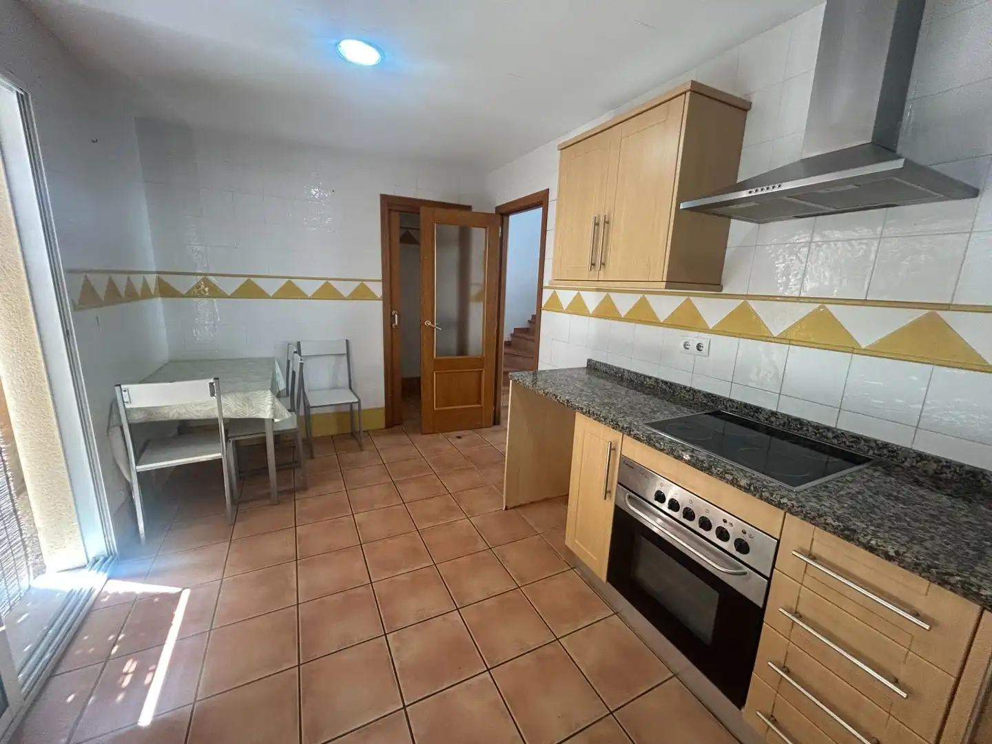 Cocina de Casa adosada en venta en Cullera con Aire acondicionado, Calefacción y Terraza
