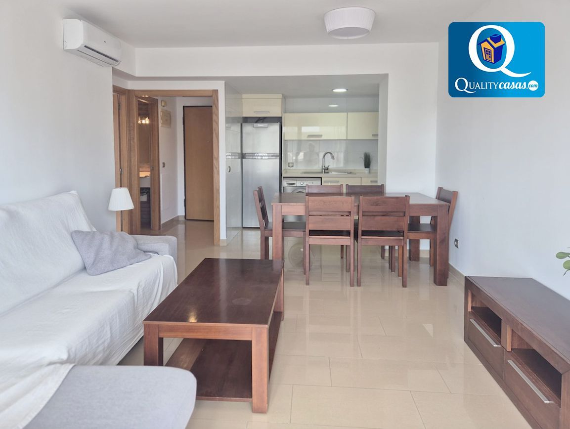 Sala d'estar de Apartament en venda en Alicante / Alacant amb Aire condicionat, Terrassa i Piscina comunitària
