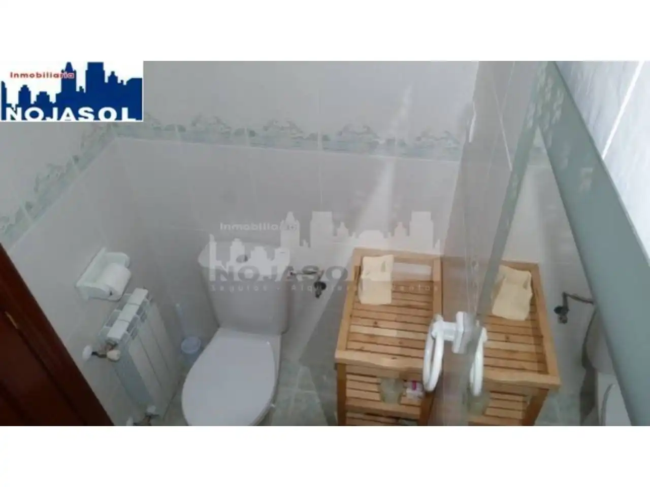 Bany de Àtic de lloguer en Noja amb Calefacció, Terrassa i Moblat