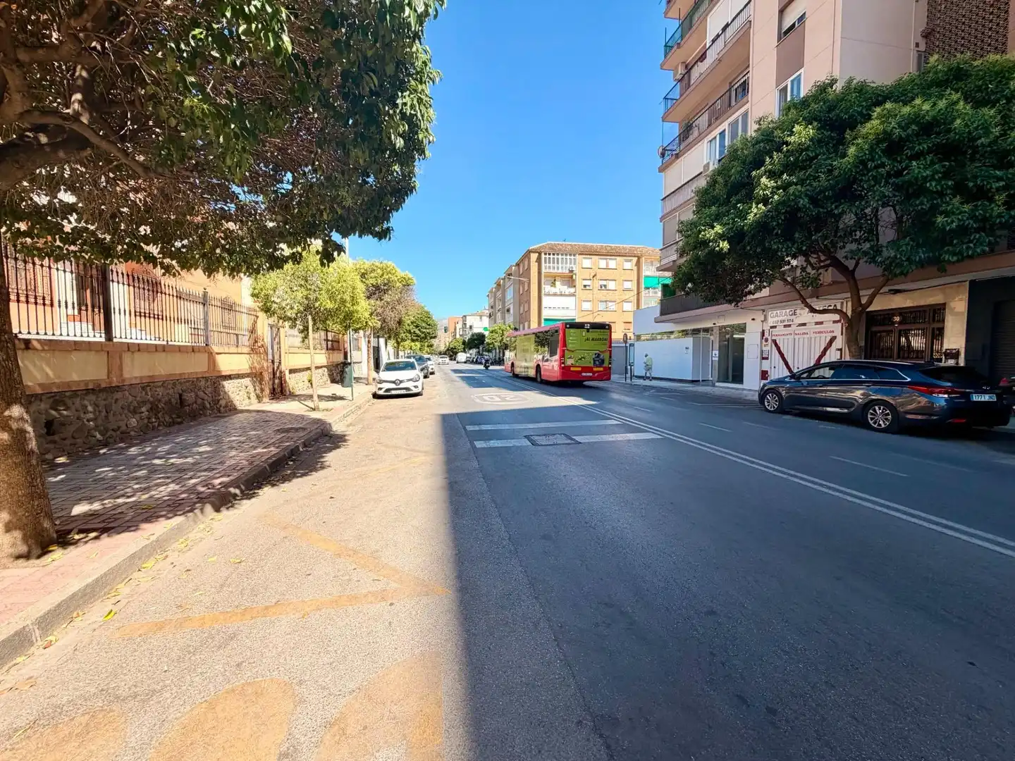 Exterior view of Flat for sale in Granada  with Furnished