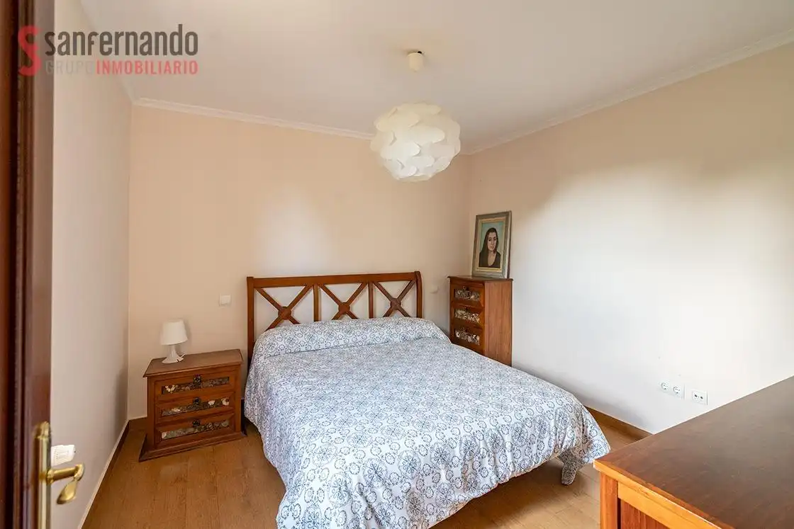 Habitación de Casa o chalet en venta en Santa Cruz de Bezana con Calefacción, Jardín privado y Balcón