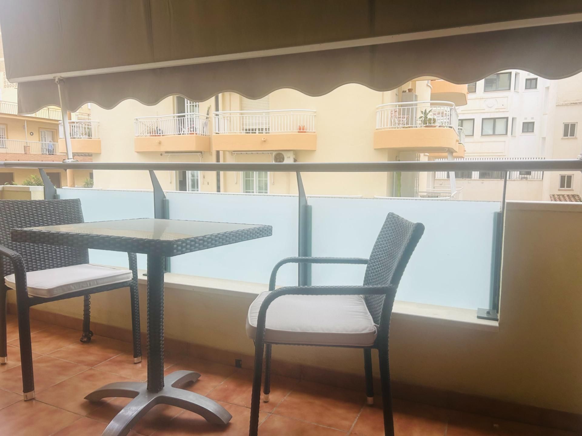 Terrassa de Apartament de lloguer en Fuengirola amb Aire condicionat, Calefacció i Terrassa