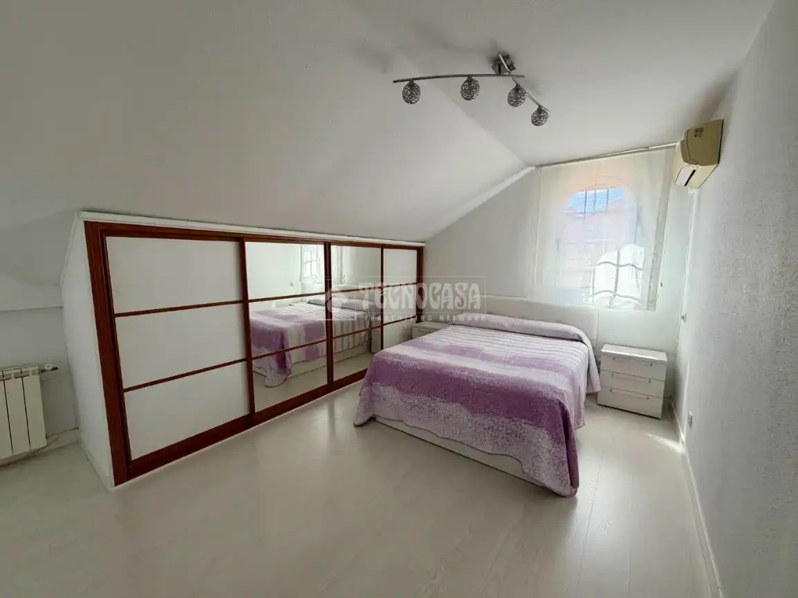 Casa adosada en venta en Villanueva de la Torre
