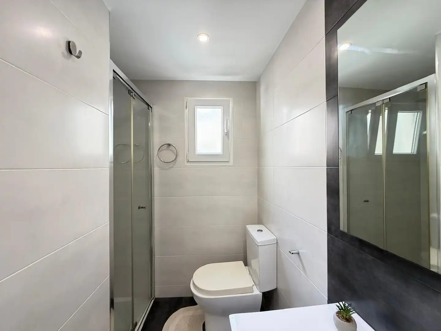 Baño de Ático en venta en Torrevieja con Aire acondicionado, Calefacción y Amueblado