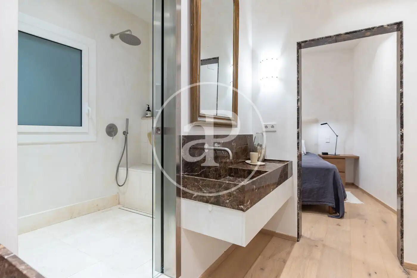 Baño de Piso en venta en Barcelona con Aire acondicionado, Calefacción y Amueblado