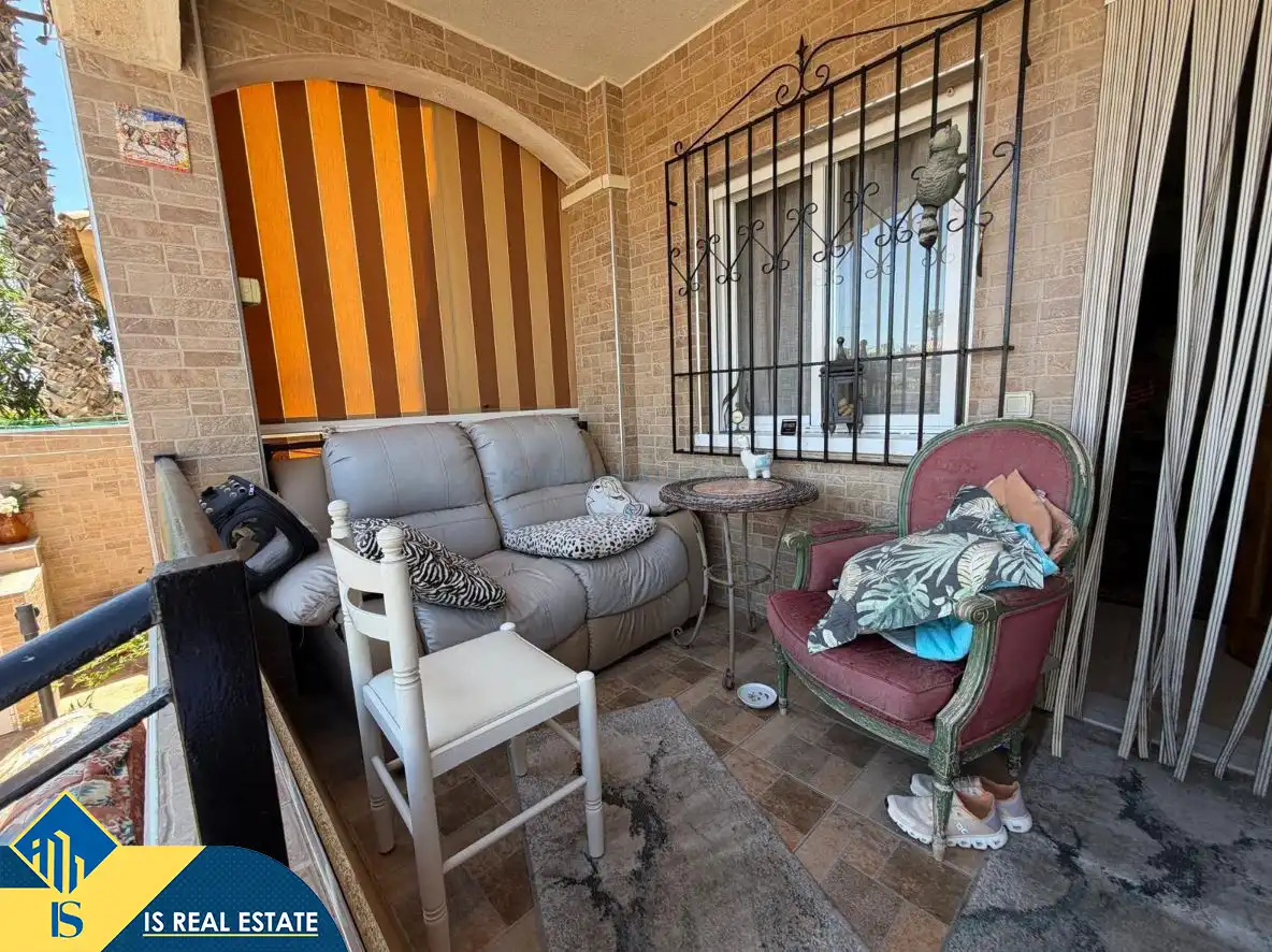 Bungalow amb piscina en venda a Nueva Torrevieja - Aguas Nuevas, imagen 4
