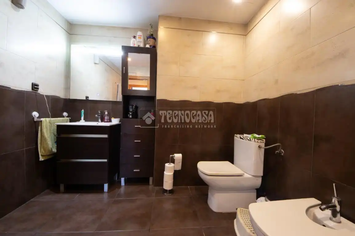 Baño de Piso en venta en Tarragona con Aire acondicionado, Calefacción y Parquet
