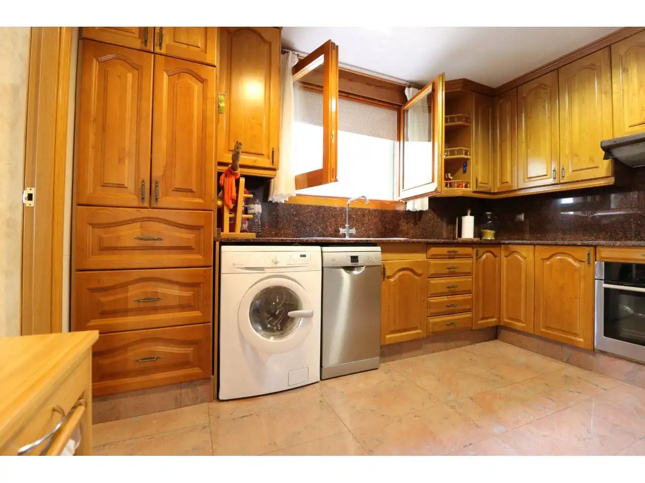 Kitchen of Houses for sale in Cerdanyola del Vallès  with Private garden