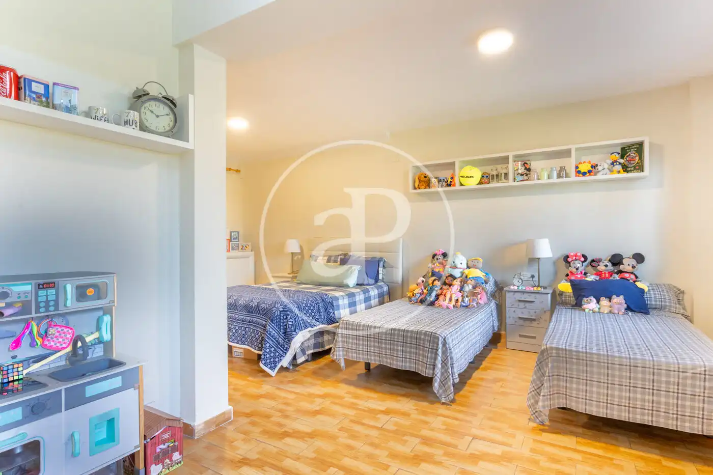 Habitación de Casa o chalet en venta en El Puig de Santa Maria con Aire acondicionado, Calefacción y Jardín privado