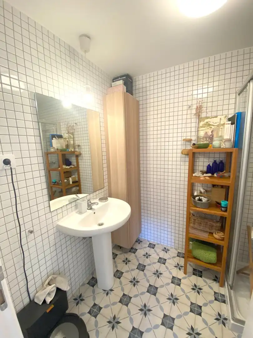 Badezimmer von Wohnung zur Miete in Barcelona mit Heizung, Parkett und Möbliert
