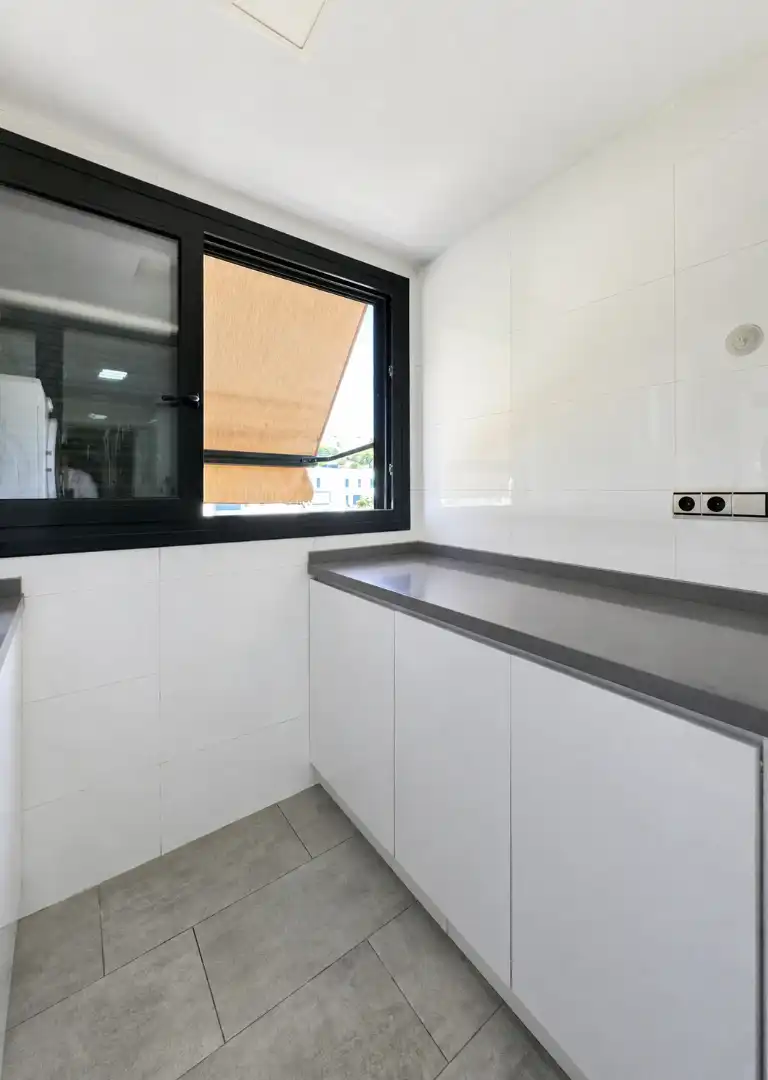 Baño de Ático en venta en San Juan de Aznalfarache con Aire acondicionado, Calefacción y Terraza