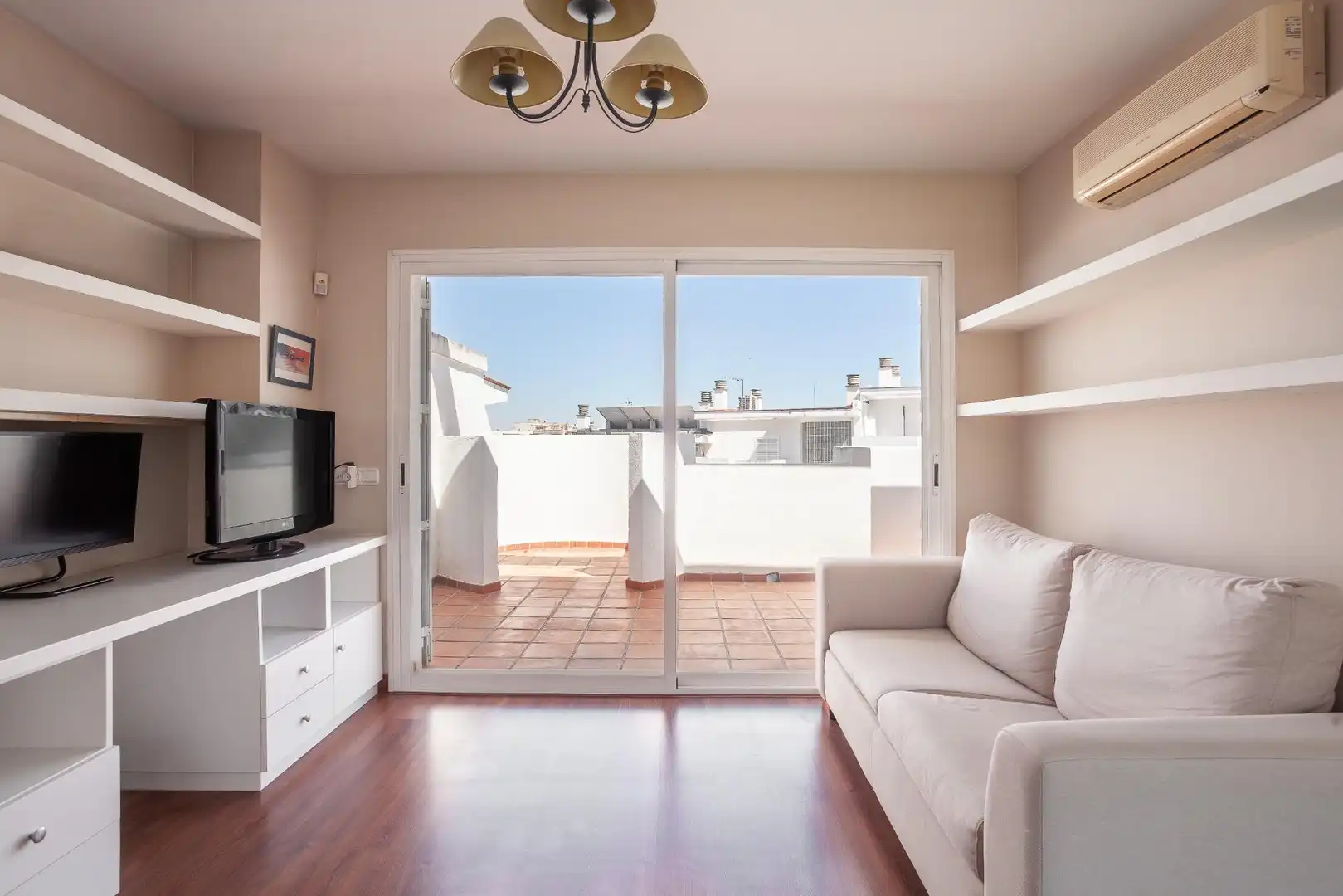 Living room of Detached homes for sale in  Palma de Mallorca  with Air Conditioner, Heating and Private garden