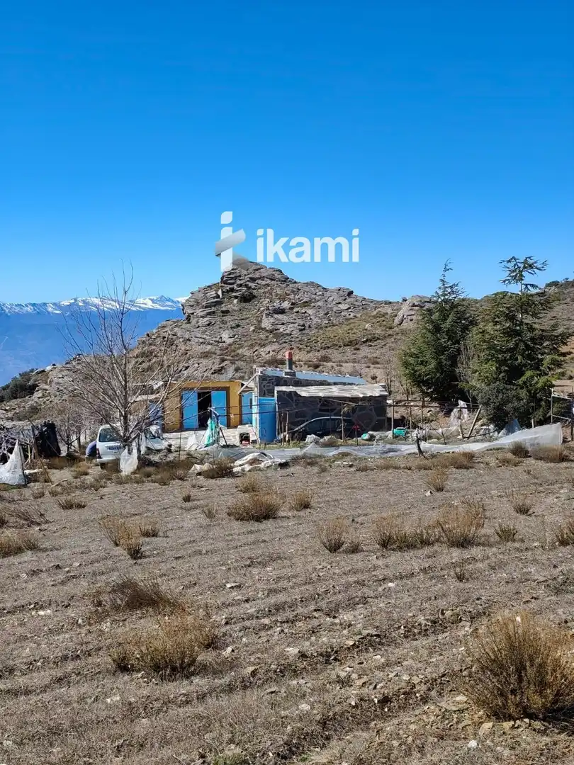 Houses for sale in Íllar  with Air Conditioner, Heating and Storage room
