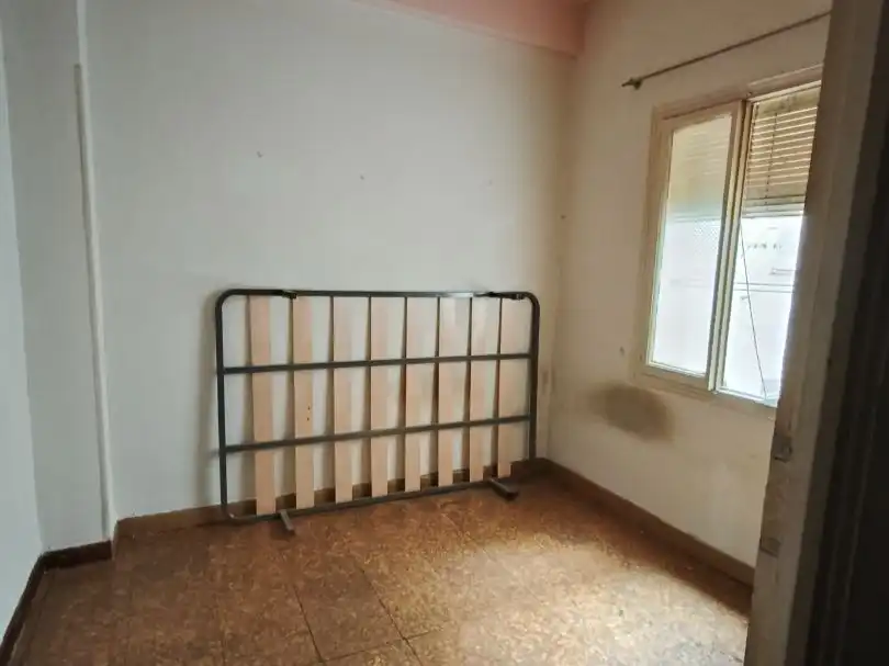Habitación de Piso en venta en  Madrid Capital con Balcón