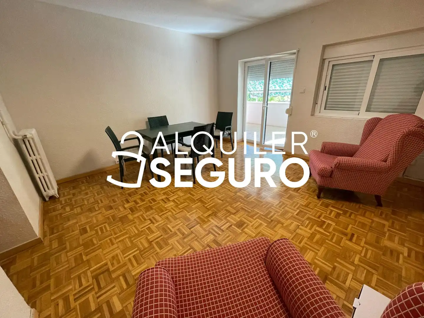 Sala d'estar de Pis de lloguer en Madrid amb Calefacció, Terrassa i Moblat