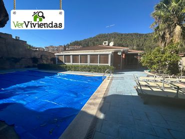 Villa avec balcon à vendre à Carrer Santiago Rusiñol 10