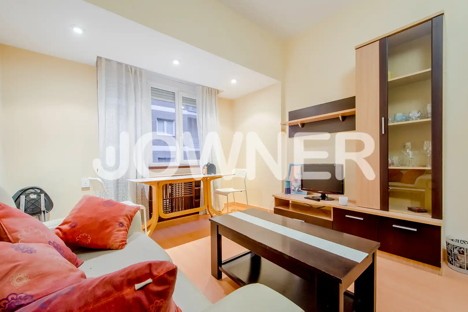 Living room of Study for rent in Madrid  with Heating, Furnished and Microwave
