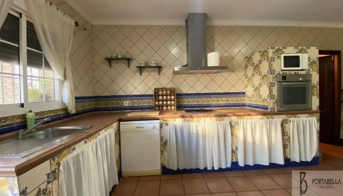 Cocina de Casa o chalet en venta en El Puerto de Santa María con Aire acondicionado y Trastero